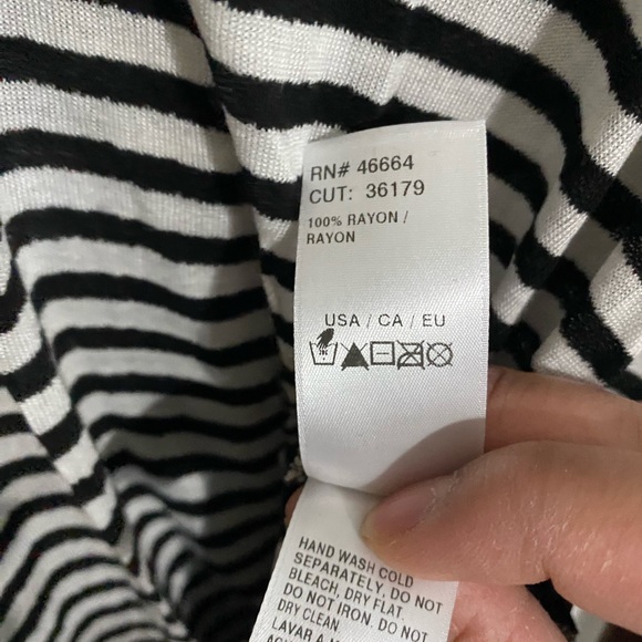 Splendid hooded tops - Picture 4 of 4